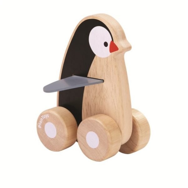 pinguino-sobre-vehiculos-ruedas1